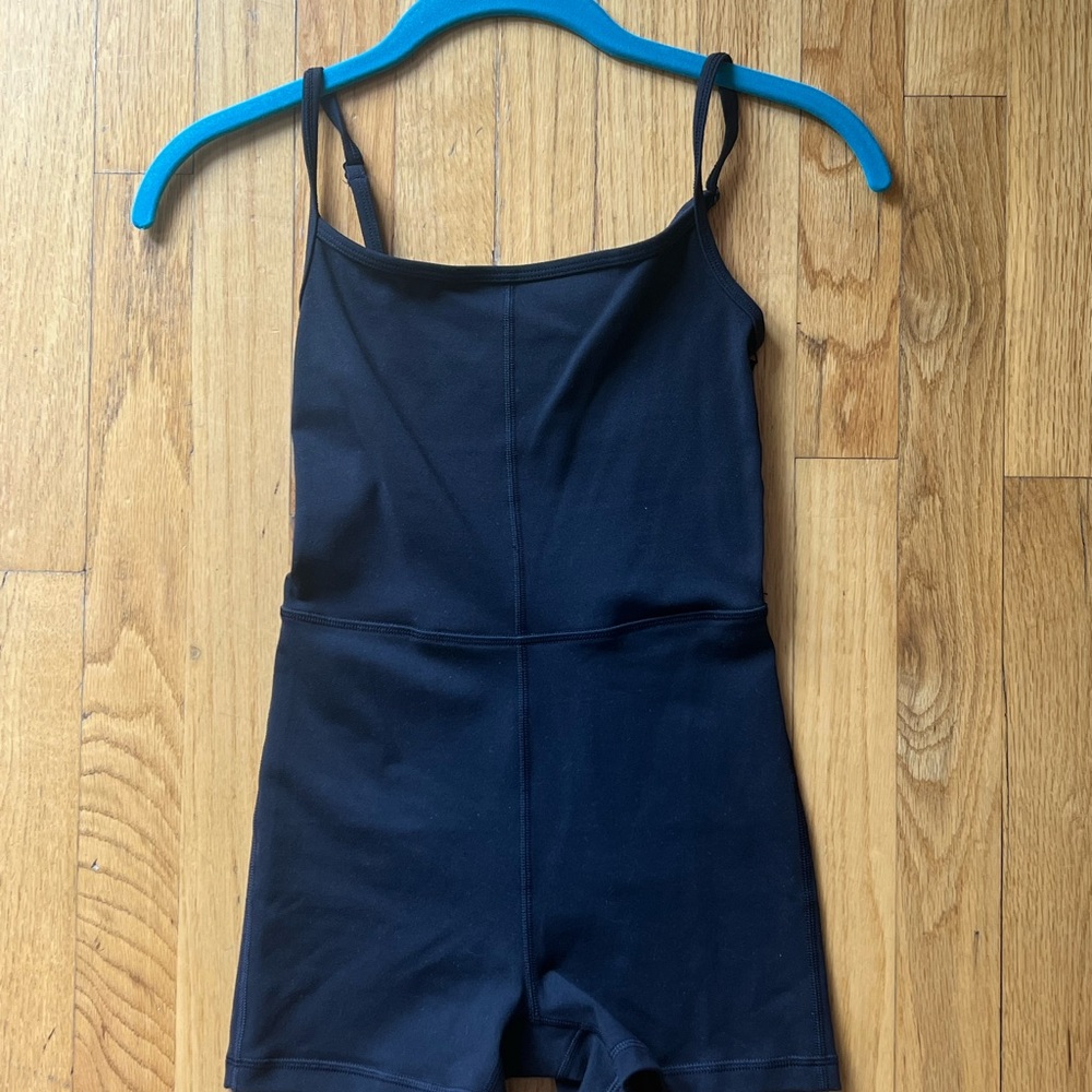 Aritzia Wilfred Black workout Jumpsuit